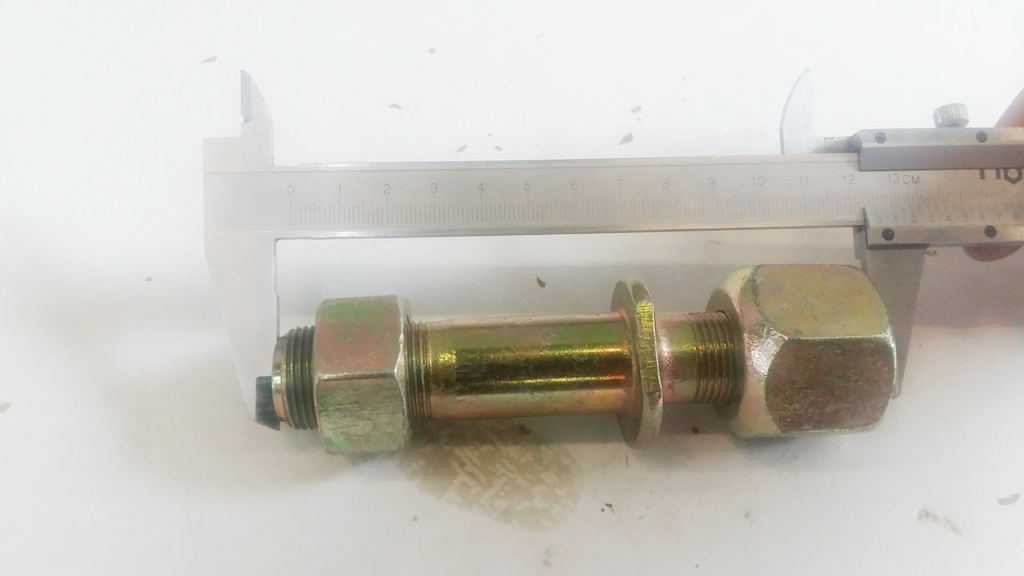 Шпилька колеса с гайками SDLG LG933/LG936/30509000441/30509000031/ZL30.2-3E Шпилька колеса с гайками SDLG LG933/LG936/30509000441/30509000031/ZL30.2-3E