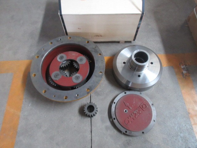 Редуктор бортовой 4 сателлита 275101695/275100242 XCMG Редуктор бортовой 4 сателлита 275101695/275100242 XCMG